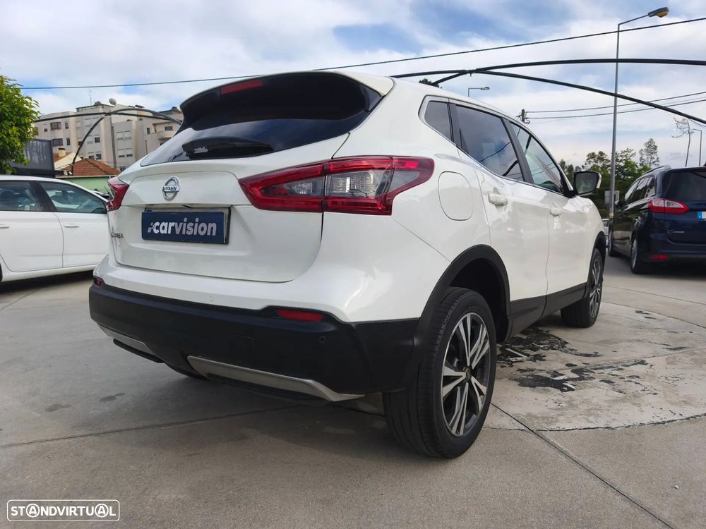 Nissan Qashqai 1.7 dCi Tekna+ 4x4-i - 5