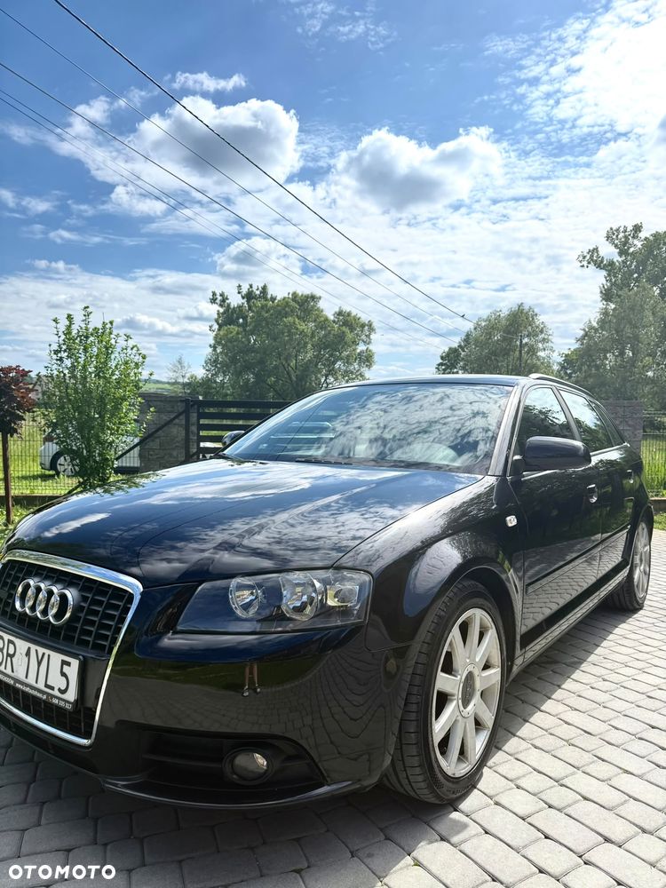 Audi A3 Sportback 2.0 TDI DPF Ambition - 2