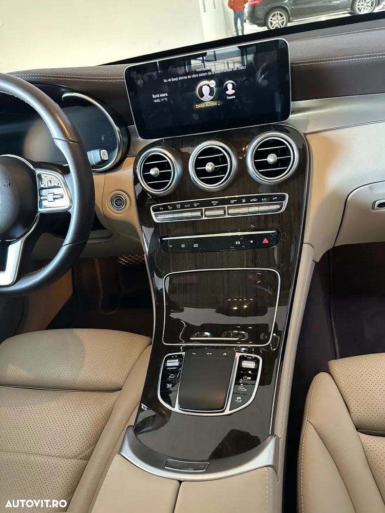 Mercedes-Benz GLC - 11