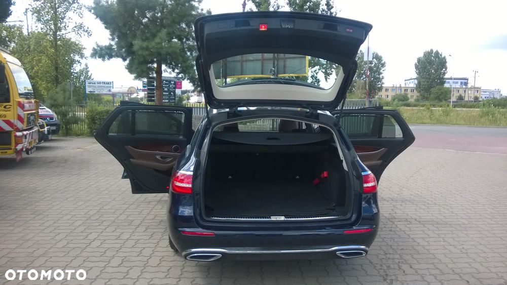 Mercedes-Benz Klasa E 350 d 4Matic 9G-TRONIC Exclusive - 20