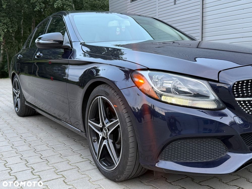 Mercedes-Benz Klasa C 300 7G-TRONIC - 16