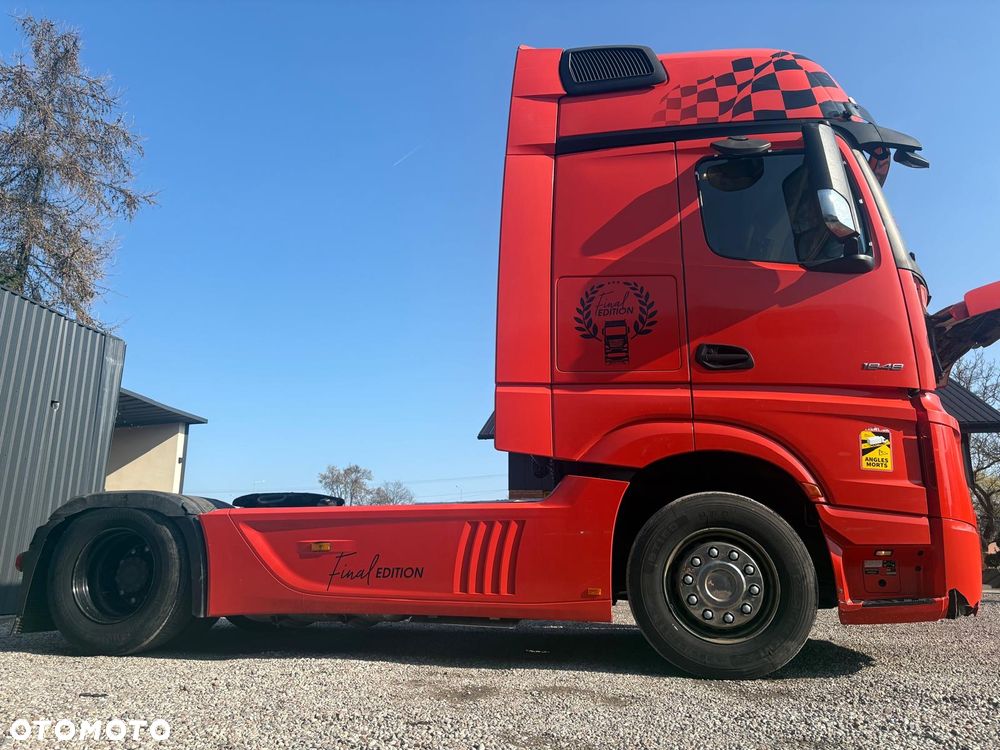 Mercedes-Benz Actros - 2