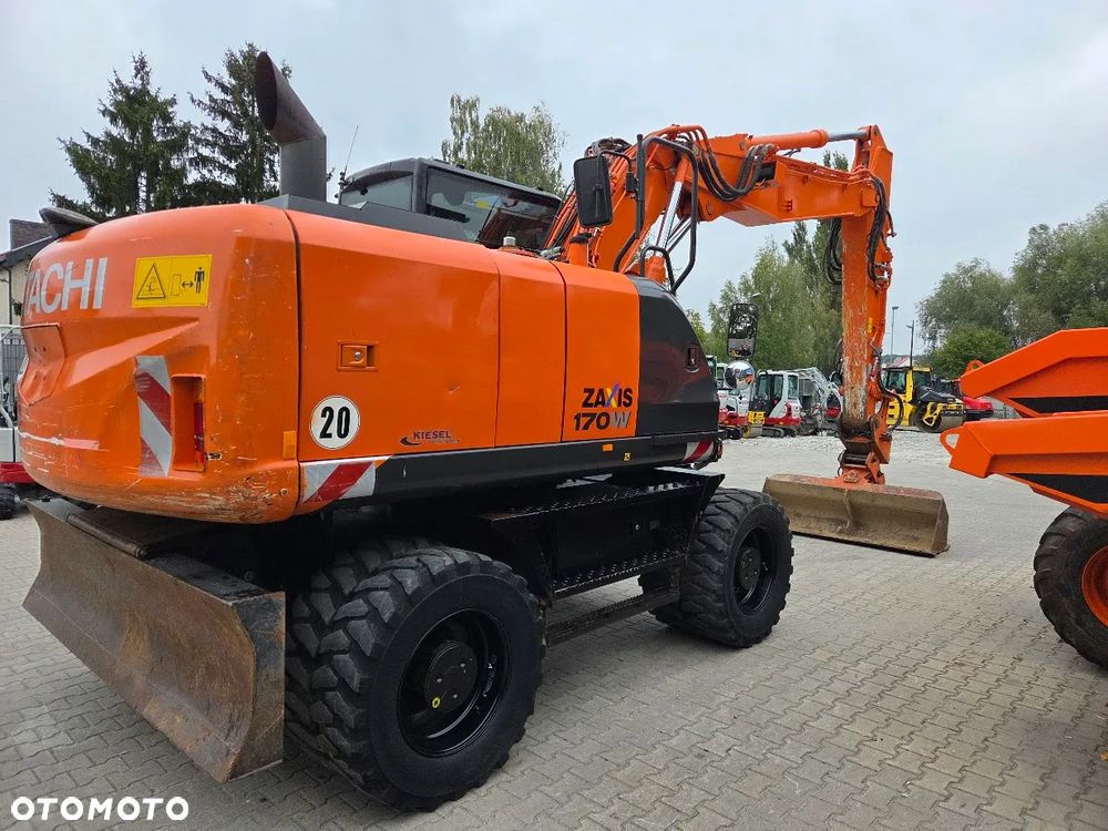 Hitachi Koparka Kołowa HITACHI ZX170W -5B Szybkozłącze Hydrauliczne + 3 łyżki - 5