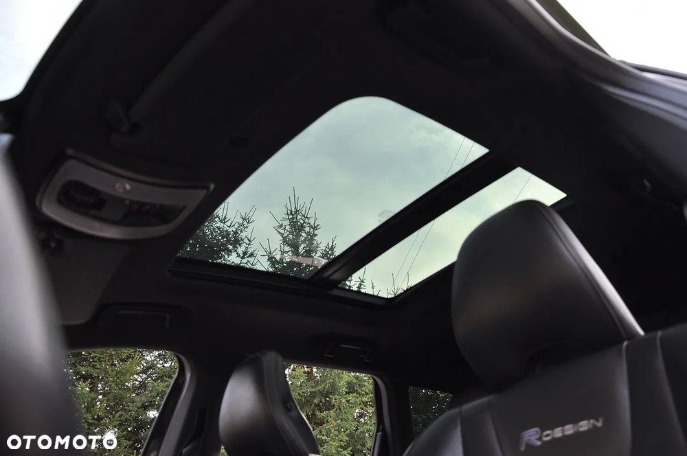 Volvo XC 60 D5 AWD RDesign - 28