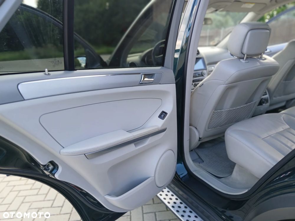 Mercedes-Benz ML 320 CDI 4-Matic - 22