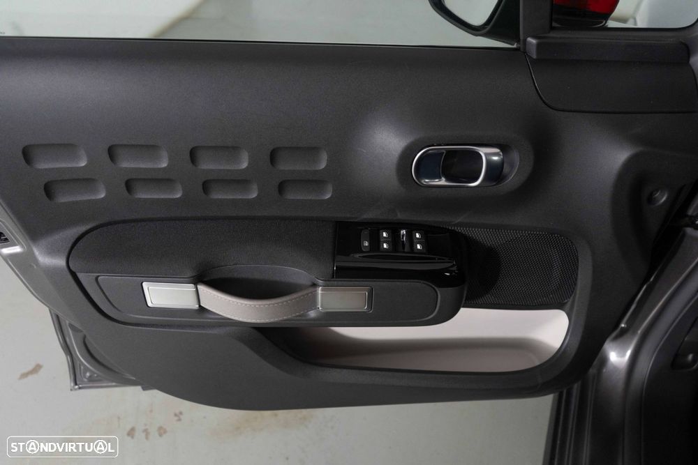 Citroën C3 1.2 PureTech Shine — fotografia 19