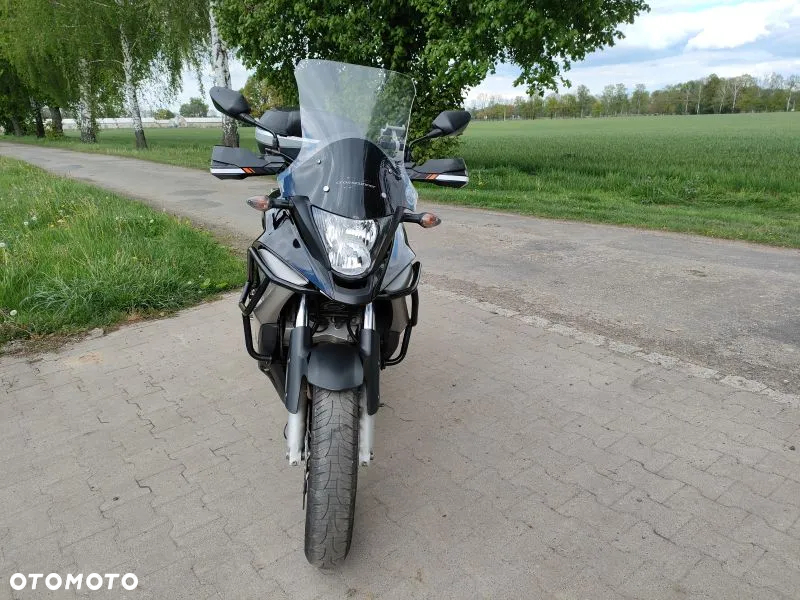 Honda VFR - 3