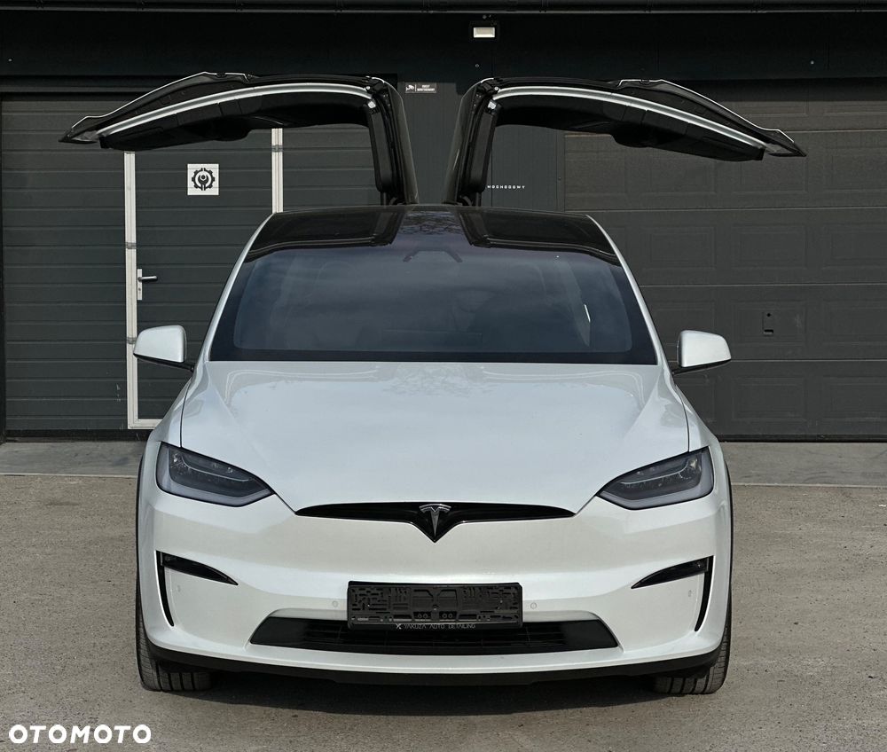 Tesla Model X Performance - 8
