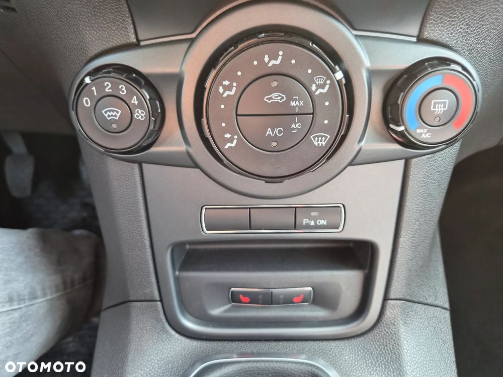 Ford Fiesta 1.25 Platinium X EU5 - 20