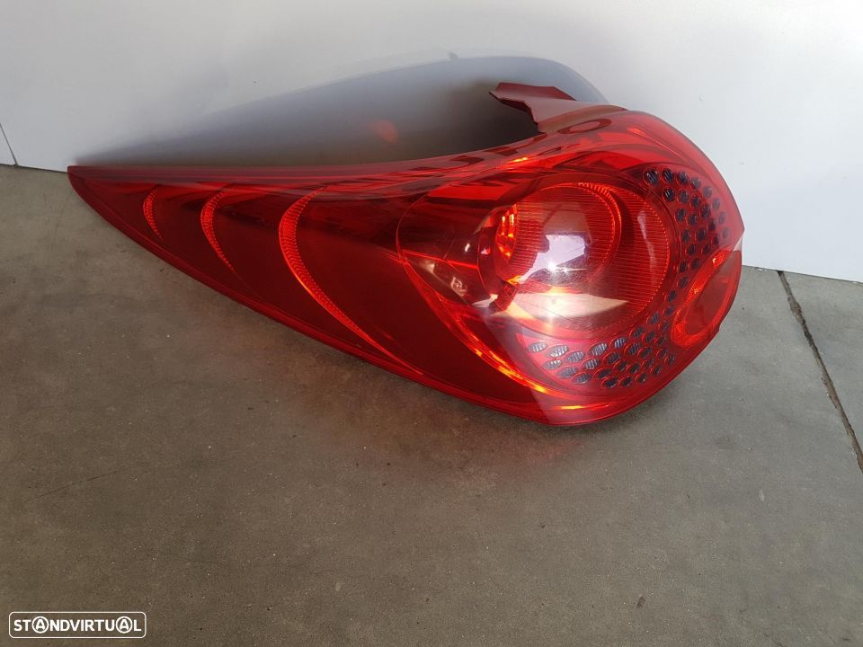 Farolim Peugeot 207 Sw - 1