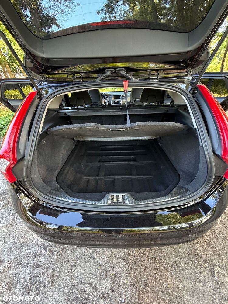 Volvo V60 D2 Drive-E Dynamic Edition (Momentum) - 38