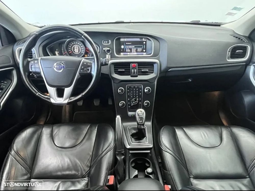 Volvo V40 1.6 D2 Eco Momentum - 11
