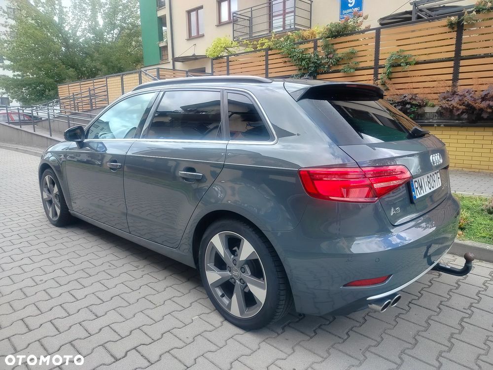 Audi A3 Sportback 35 TFSI Sport S tronic - 3