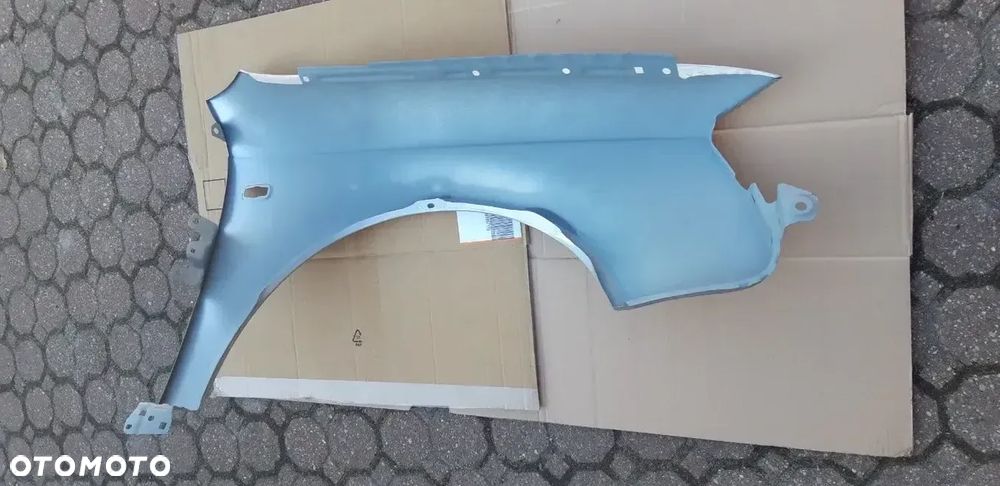 Błotnik Audi A4 b7 LY7W ( srebrny) lewy przód do modeli sedan kombi od 2004 do 2007 - 2