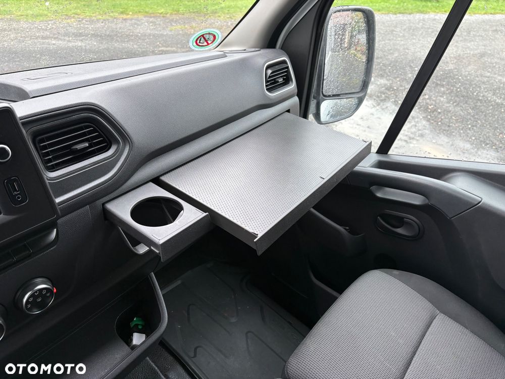 Renault Master - 15