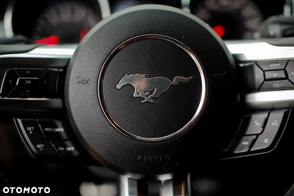 Ford Mustang Cabrio 5.0 Ti-VCT V8 GT - 12