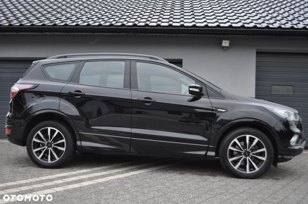 Ford Kuga 2.0 TDCi 2x4 ST-Line - 5