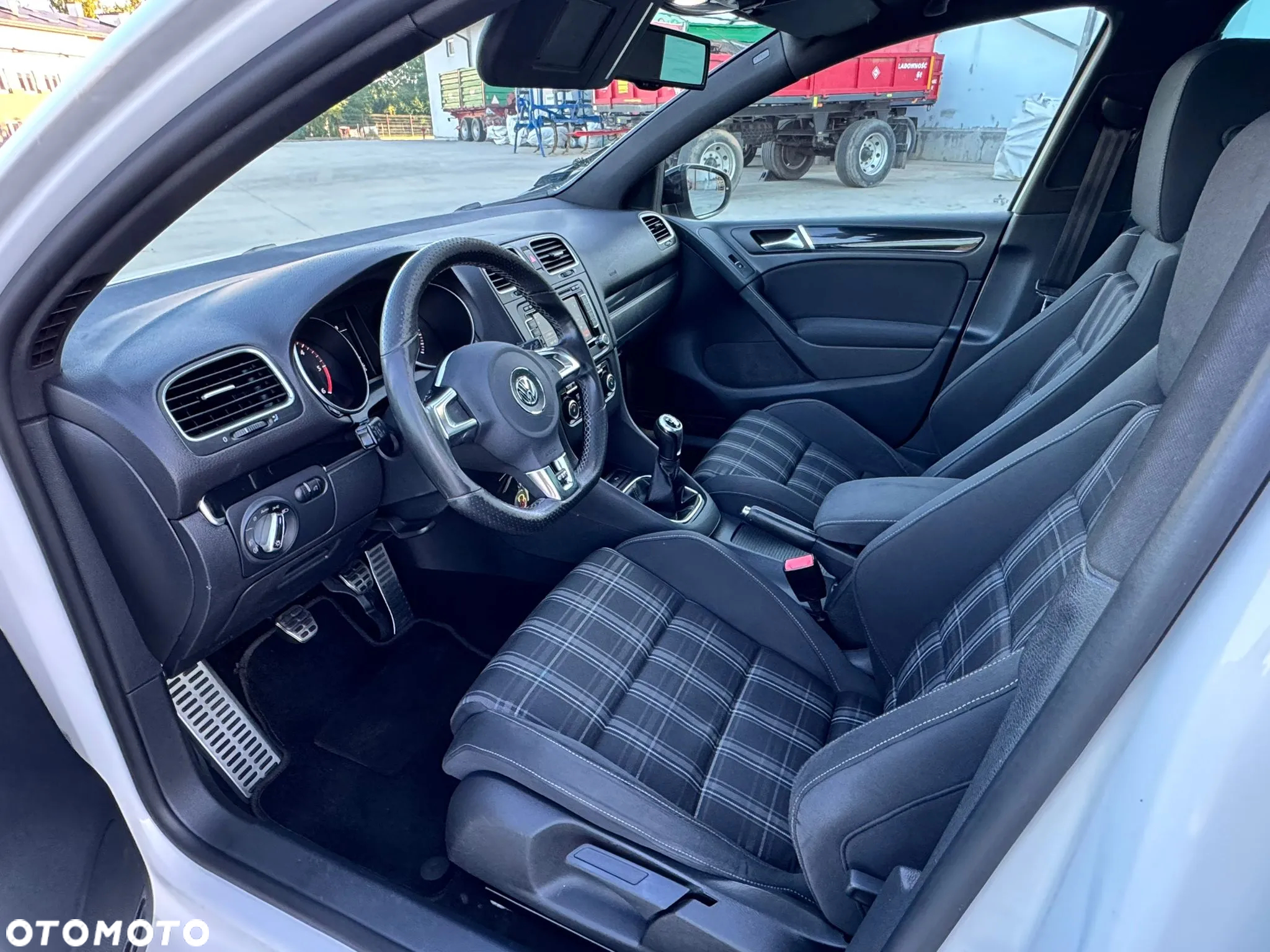 Volkswagen Golf VI 2.0 TDI GTD - 10