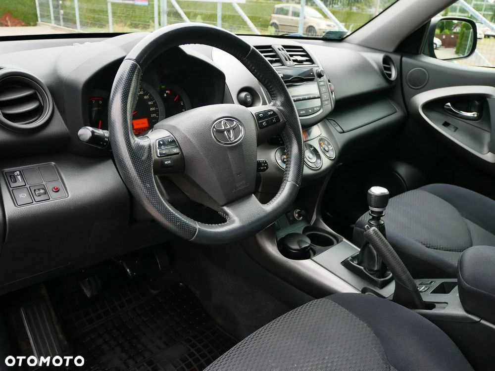Toyota RAV4 2.0 4x4 Sol - 16