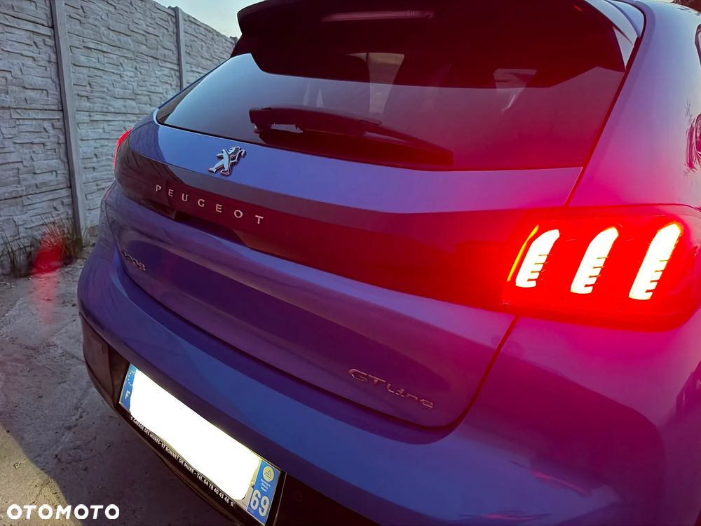 Peugeot 208 Elektromotor 136 GT Pack - 23