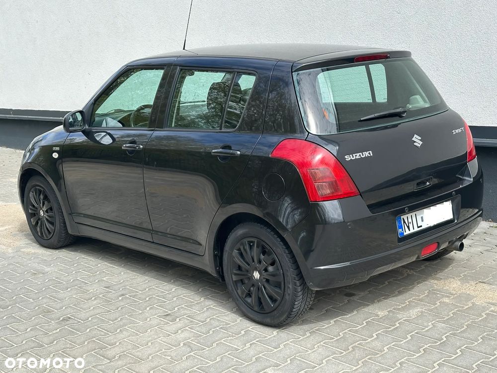 Suzuki Swift 1.3 DDiS 16v GLX - 7