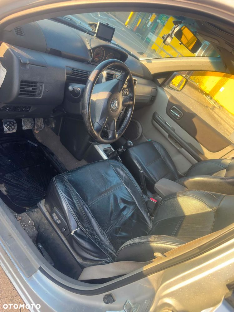 Nissan X-Trail 2.2 dCi 4x4 Columbia - 26