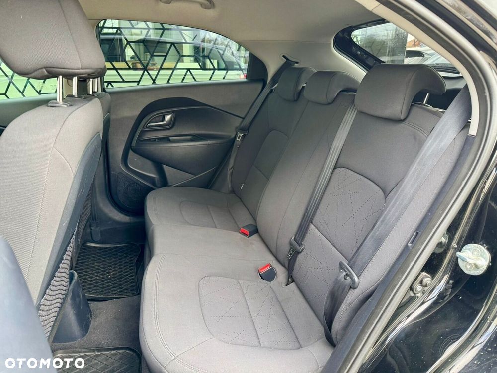 Kia Rio 1.4 M - 7