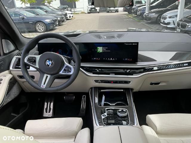BMW X7 M60i xDrive - 7
