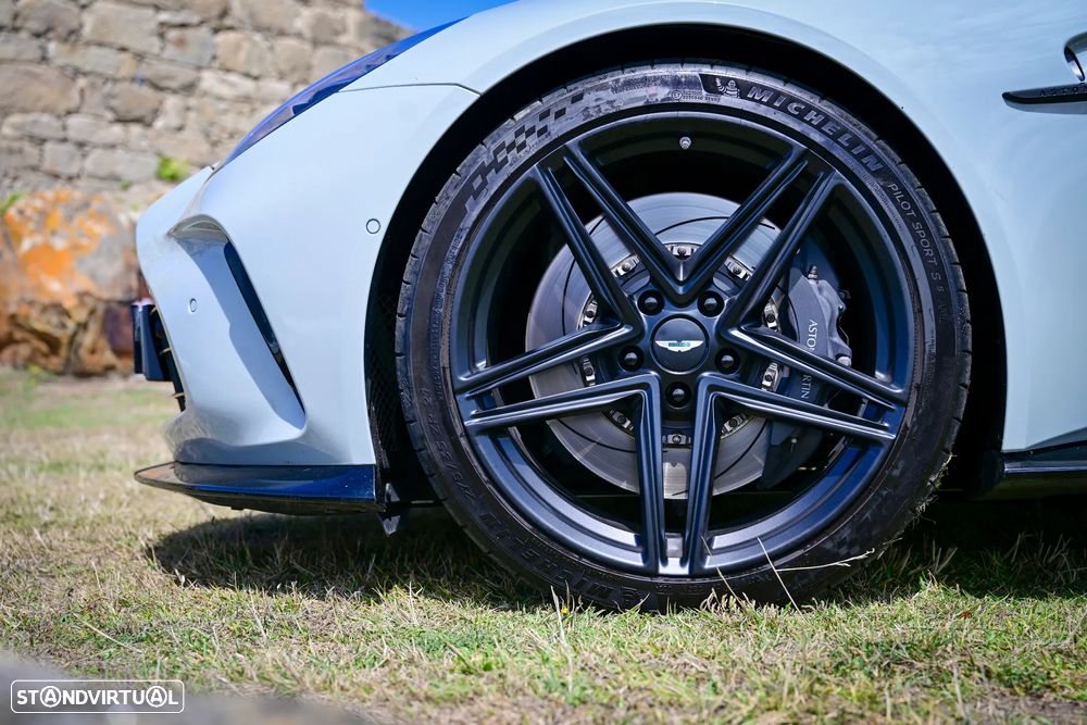 Aston Martin Vantage Coupe V8 - 22