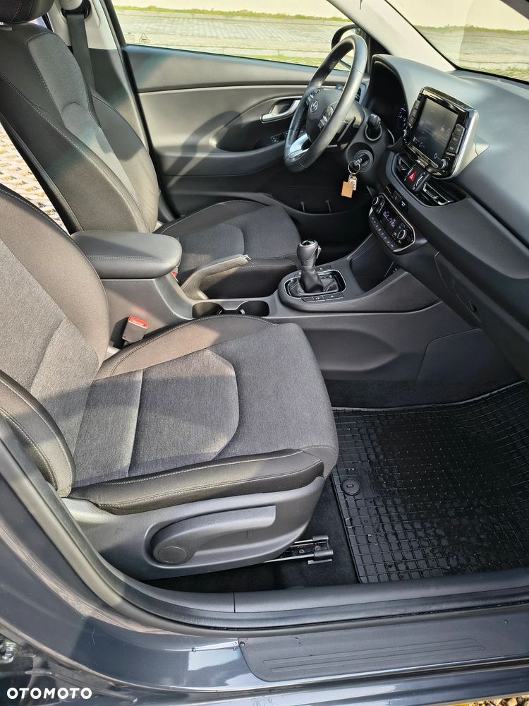 Hyundai i30 1.0 T-GDI Smart DCT - 9