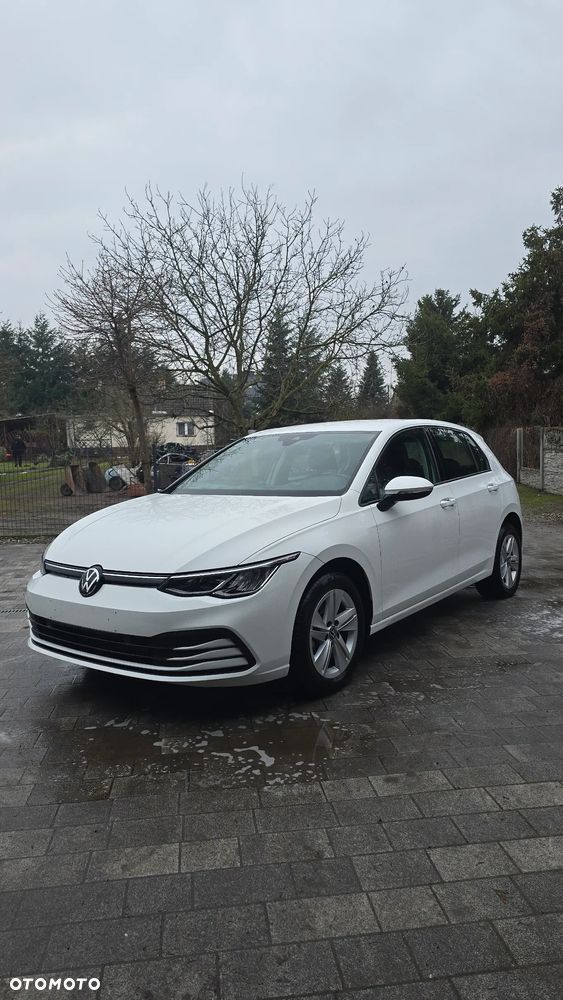 Volkswagen Golf 1.5 eTSI OPF DSG Active - 1