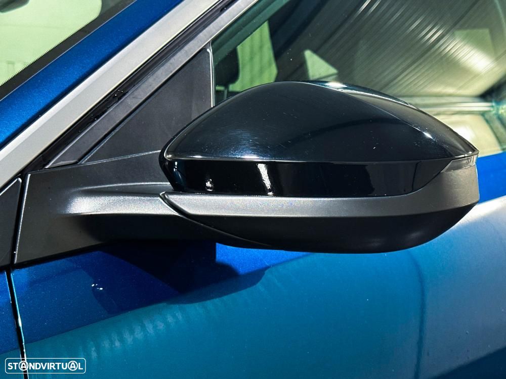 Peugeot 3008 1.2 Hybrid Allure e-DCS6 - 16