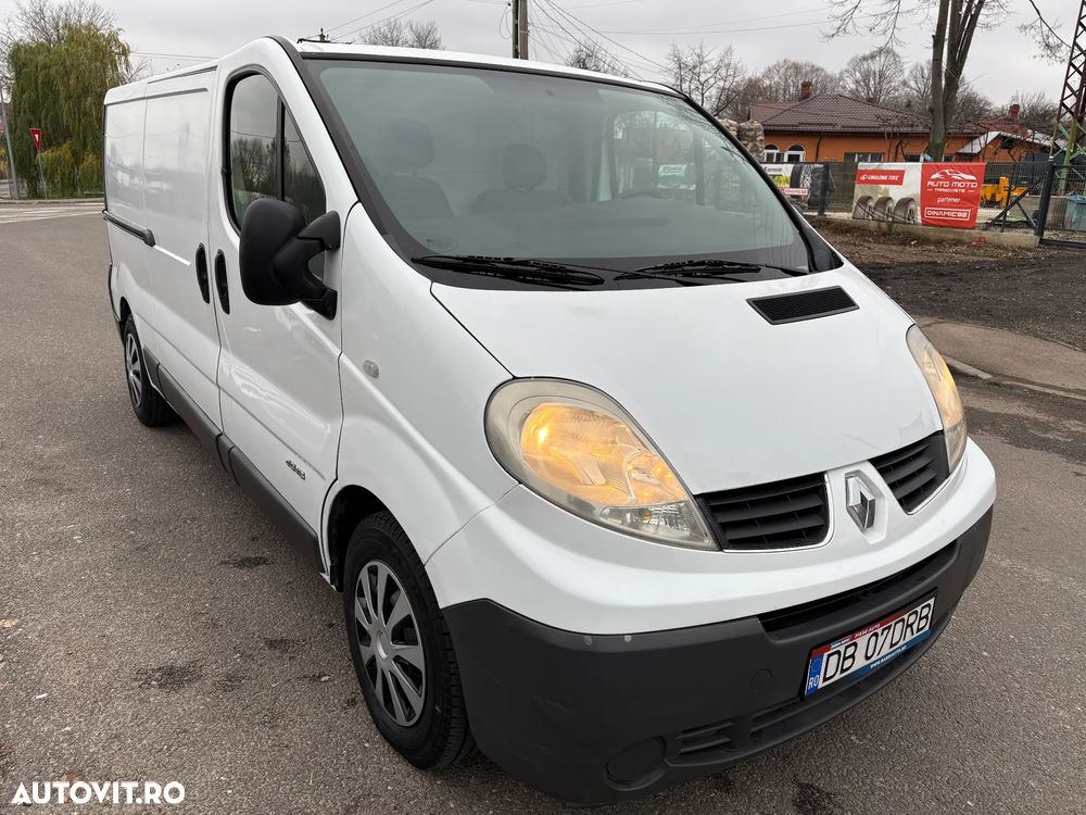 Renault Trafic 2.0 dCi 115 Combi L2H1 - 9