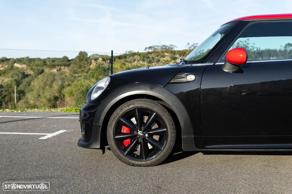 MINI 3 Portas John Cooper Works - 10