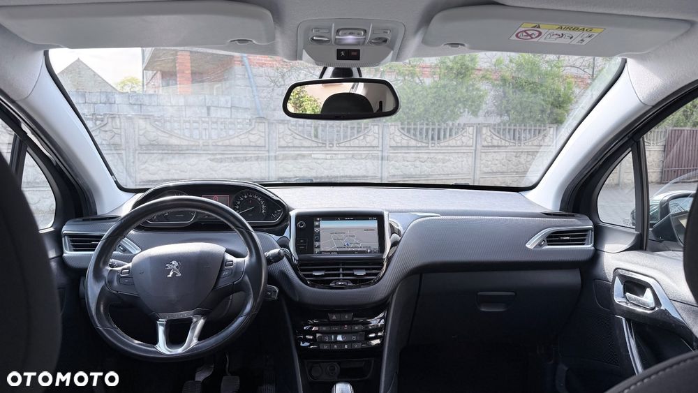 Peugeot 208 82 VTI Allure - 18