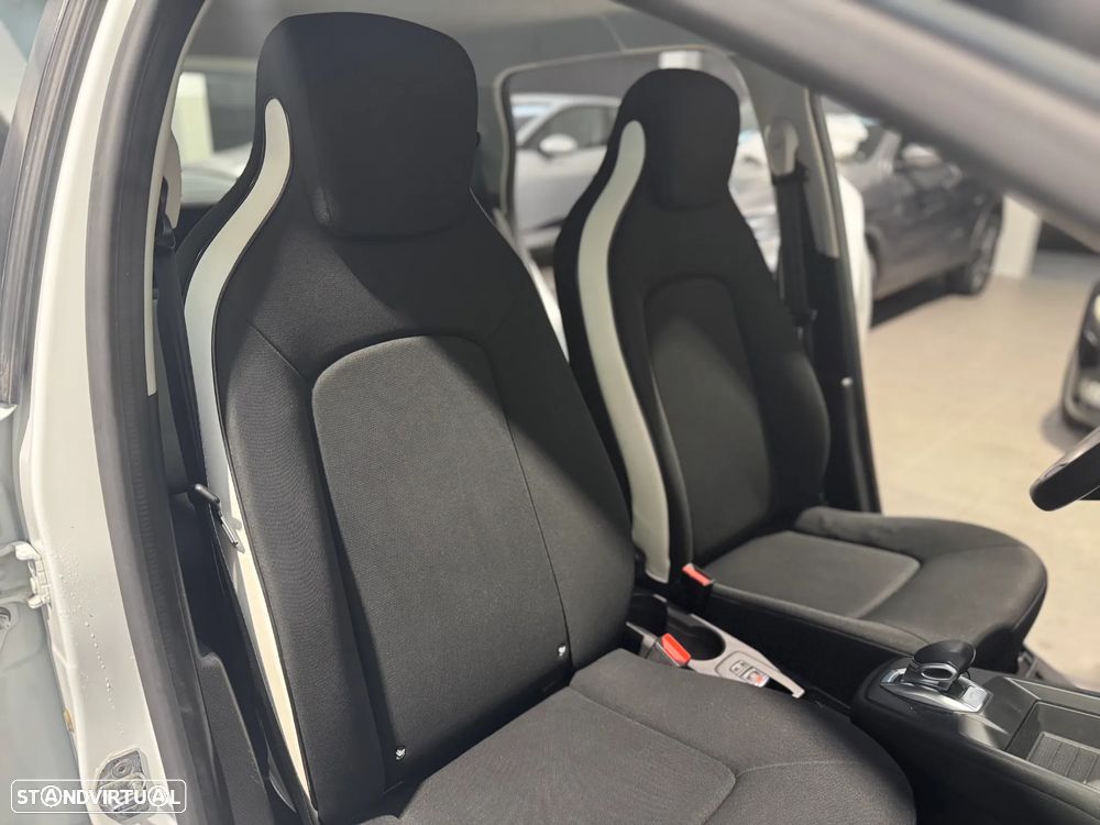 Renault Zoe (c/ Bateria) Zen 50 - 19