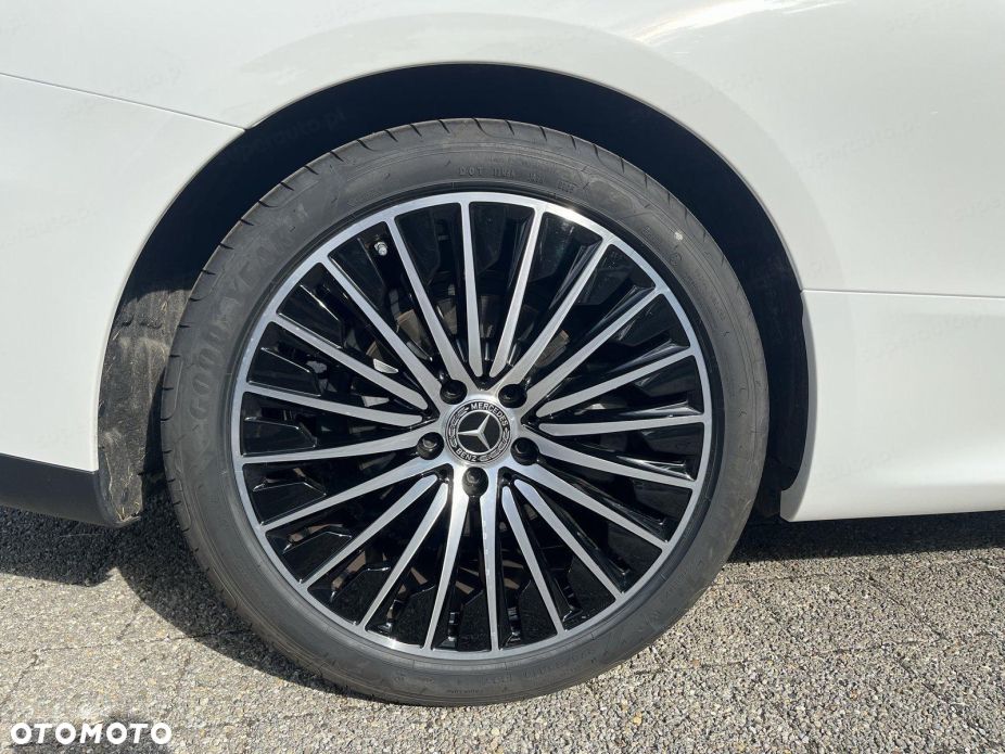 Mercedes-Benz CLE 300 mHEV 4-Matic AMG Line - 9