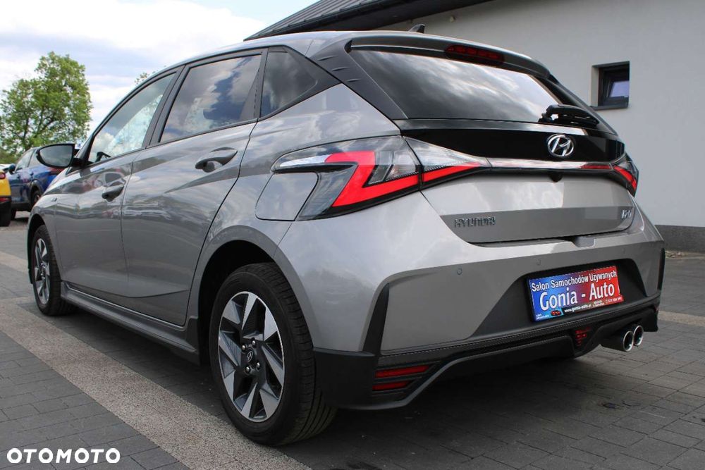 Hyundai i20 - 12