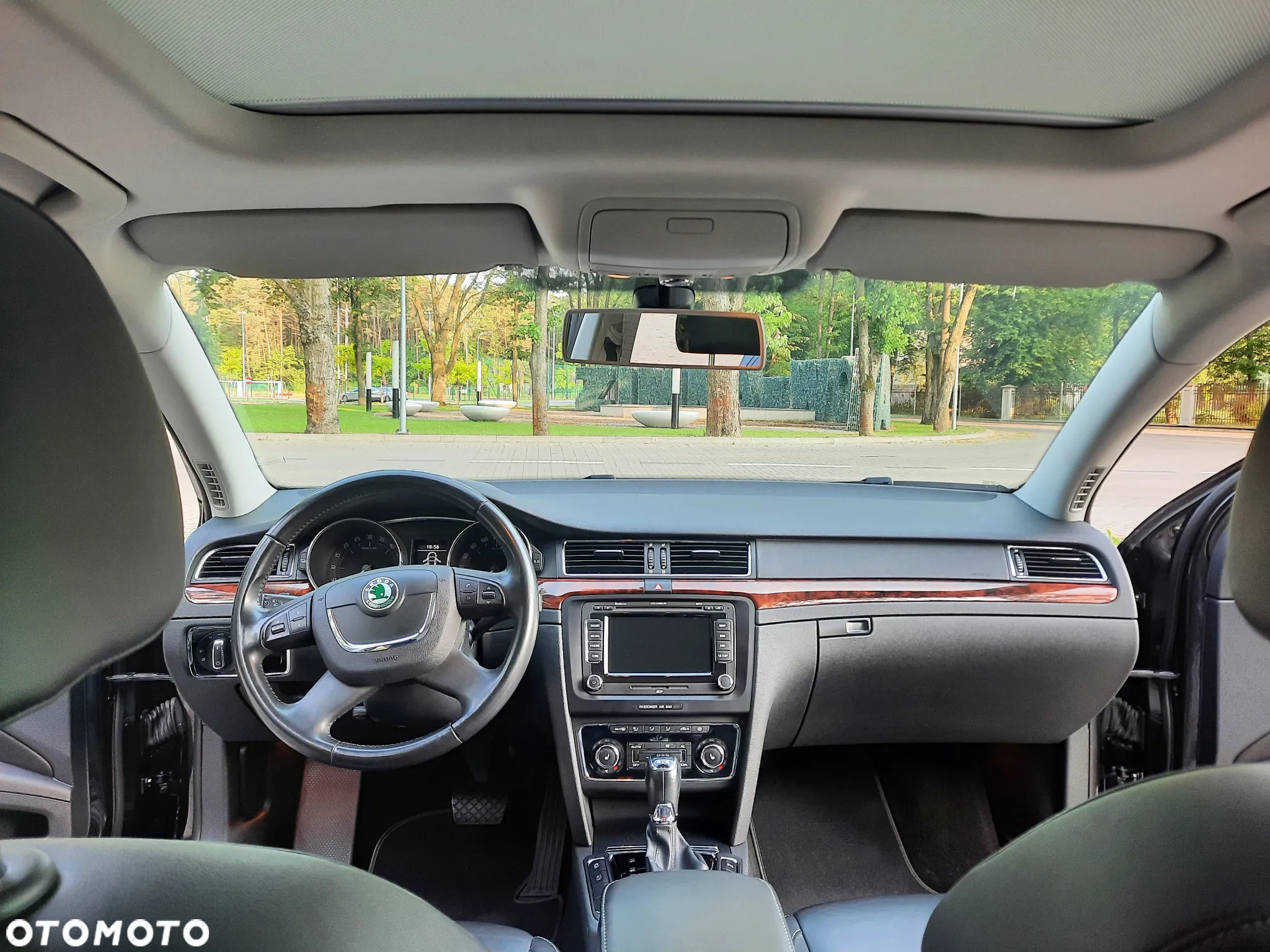 Skoda Superb 2.0 TDI 4x4 Platinum DSG - 17