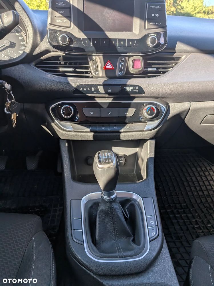 Hyundai i30 1.4 Comfort - 8