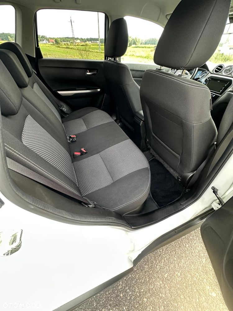 Suzuki Vitara 1.4 Boosterjet Hybrid Automatik Comfort - 14