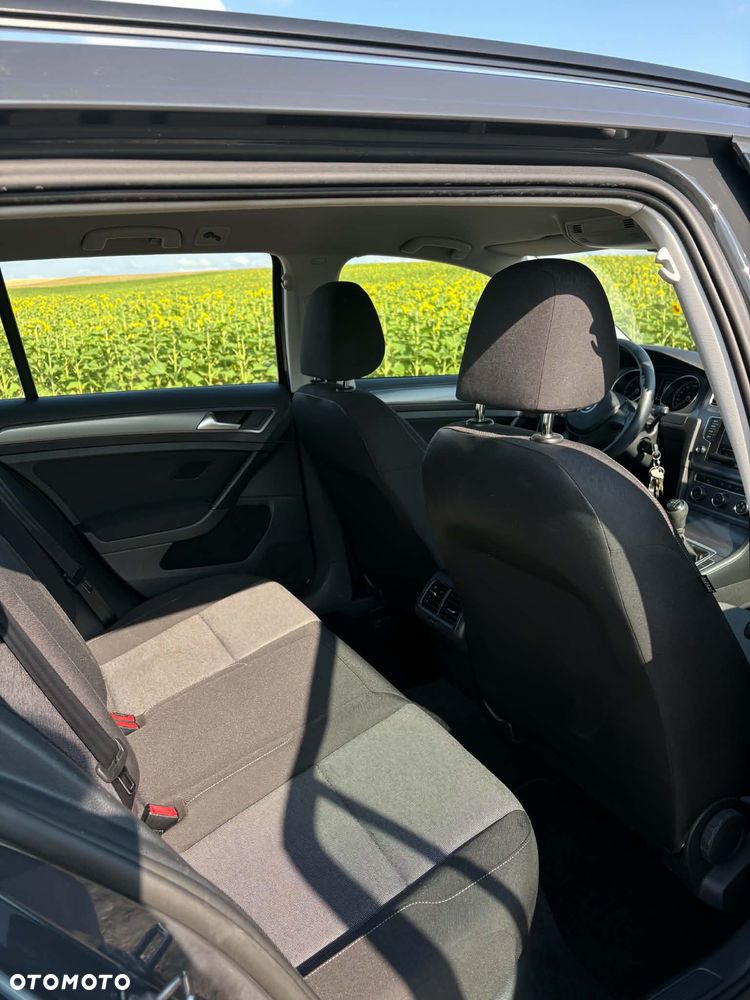 Volkswagen Golf 1.2 TSI BMT Comfortline - 20