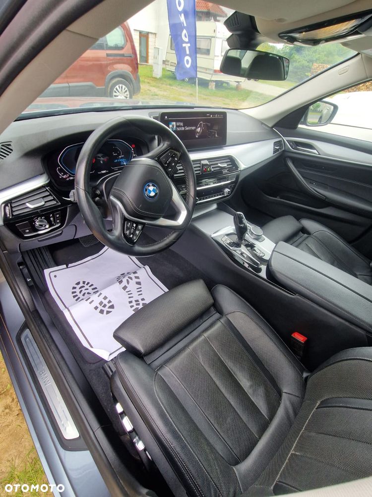 BMW Seria 5 530e iPerformance GPF - 3
