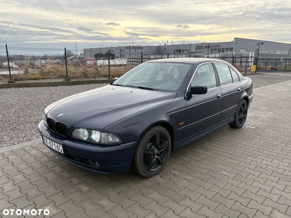BMW Seria 5 - 8