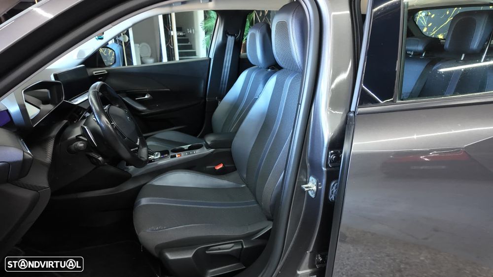 Peugeot 2008 - 7