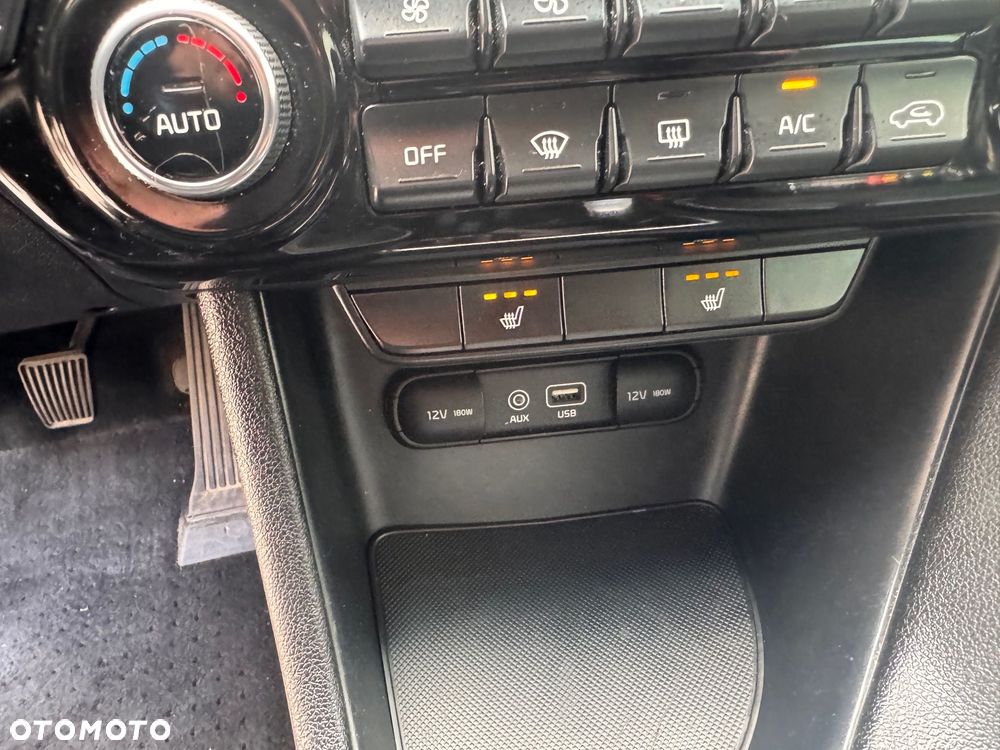 Kia Sportage 1.6 T-GDI Business Line 2WD - 26