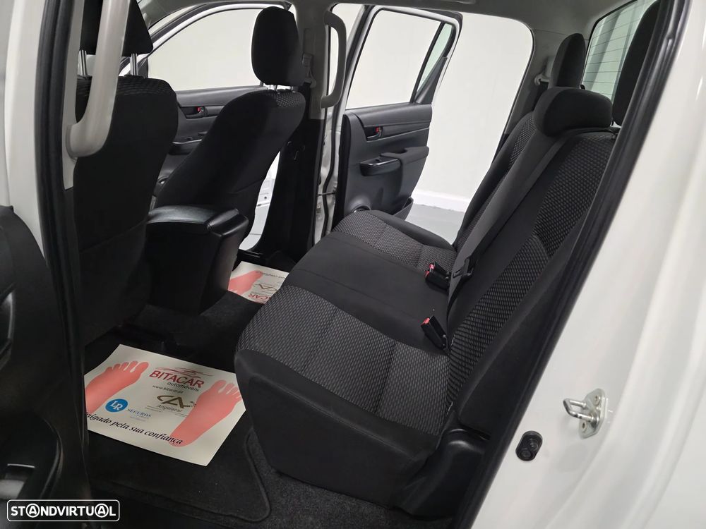 Toyota HILUX  2.4 D-4D 2WD CD - 41