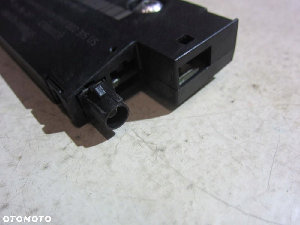 BMW 5 F07 GT WZMACNIACZ ANTENOWY DIVERSITY 65209228949 9217861 - 4