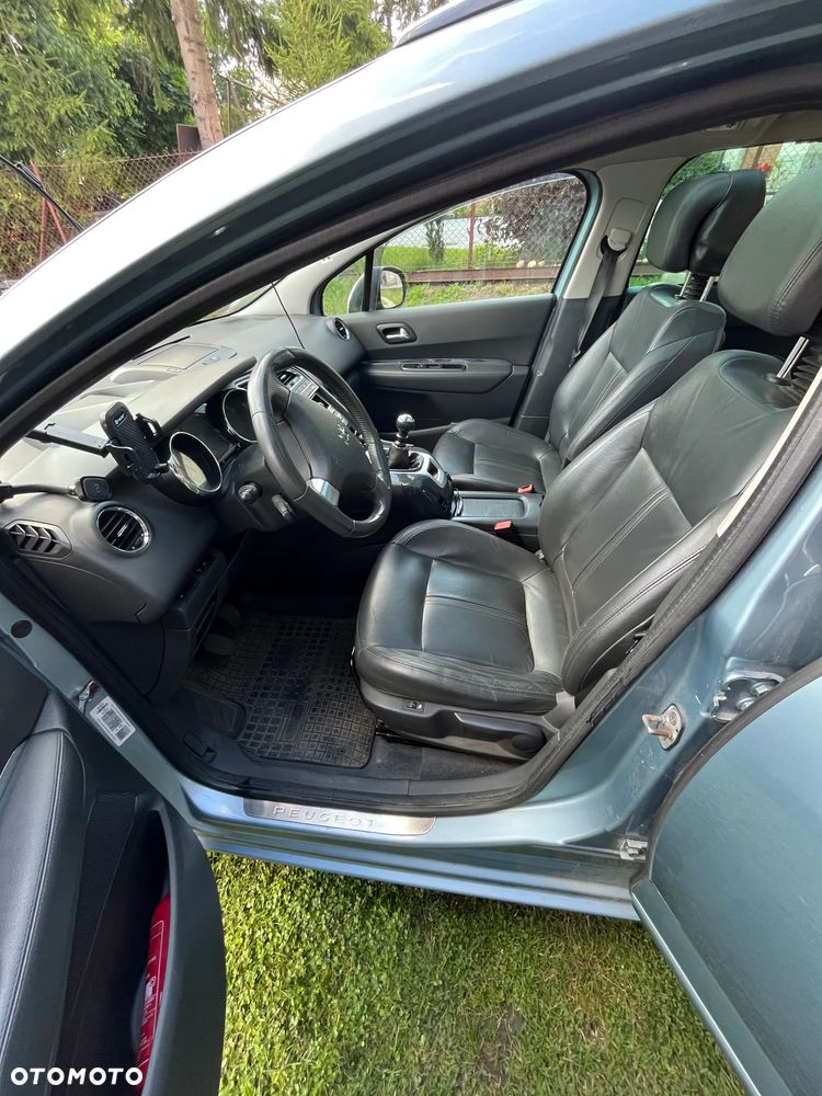 Peugeot 5008 2.0 HDi Premium + - 12