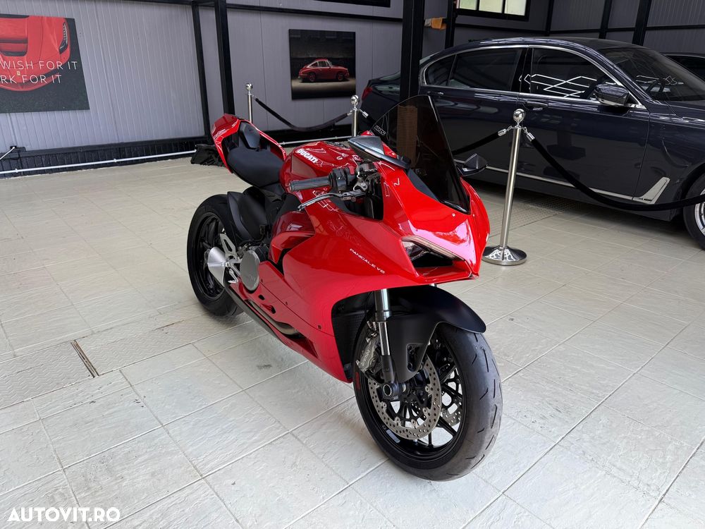 Ducati Panigale V2 - 1